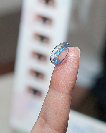 Colored Contact Lens